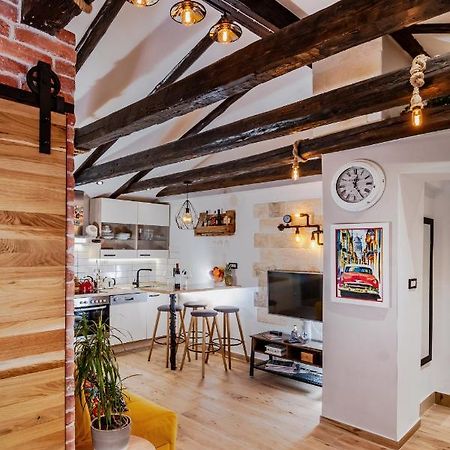 Apartment Ami Split Luaran gambar